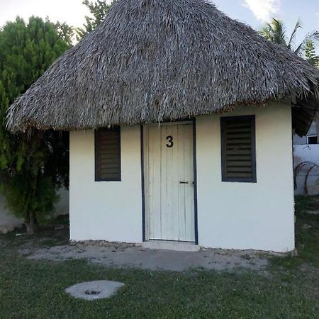 Hotel Cabana 7 Leguas, Casa Mama El Cuyo Exterior foto