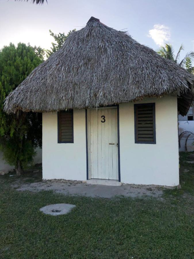Hotel Cabana 7 Leguas, Casa Mama El Cuyo Exterior foto